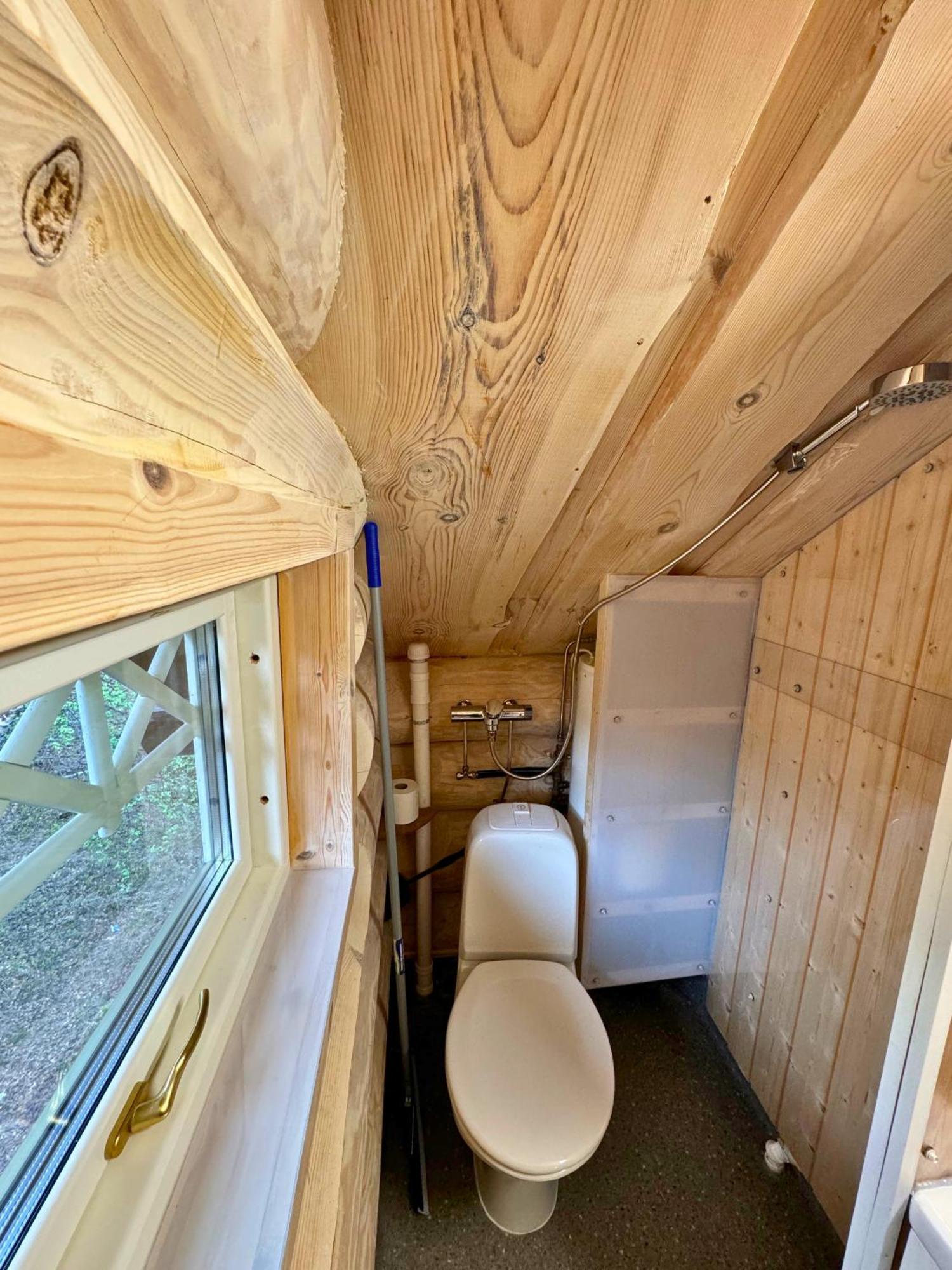 Unique Arctic Timber Cabin Skaidi Buitenkant foto